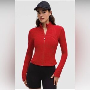 Lululemon Define Cropped Jacket *Nulu
Dark Red 🌹💋❣️